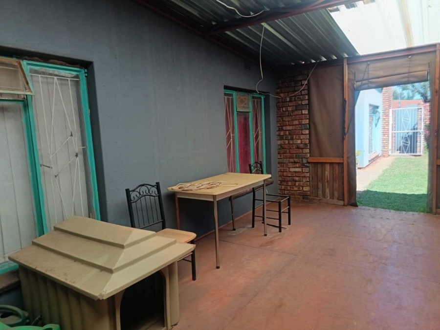 5 Bedroom Property for Sale in Carters Glen Northern Cape